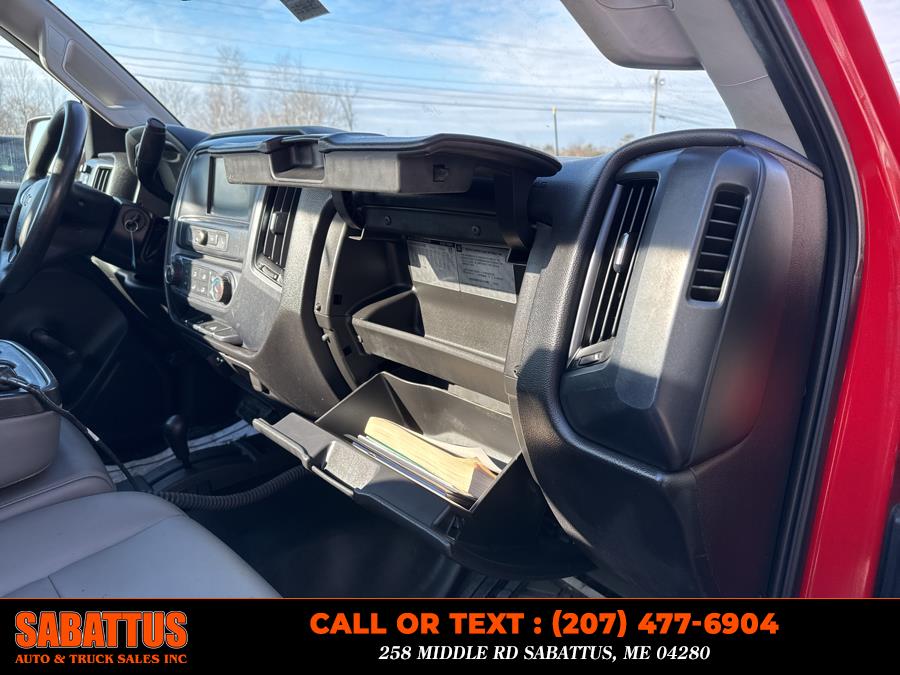2016 Chevrolet Silverado 2500HD 4WD Reg Cab 133.6