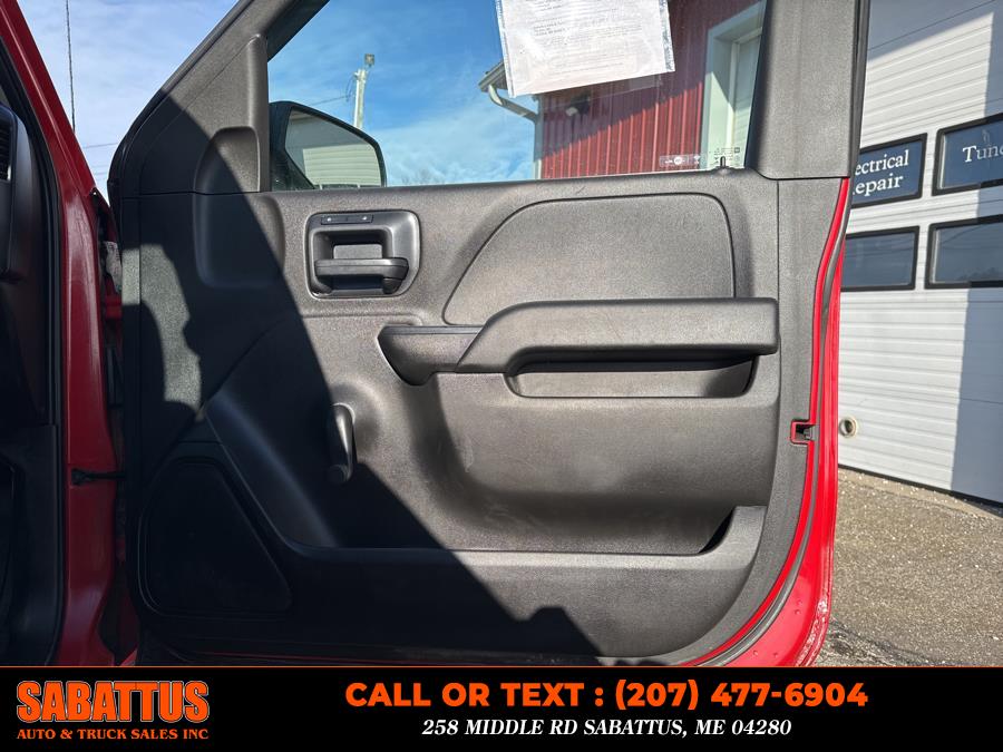 2016 Chevrolet Silverado 2500HD 4WD Reg Cab 133.6