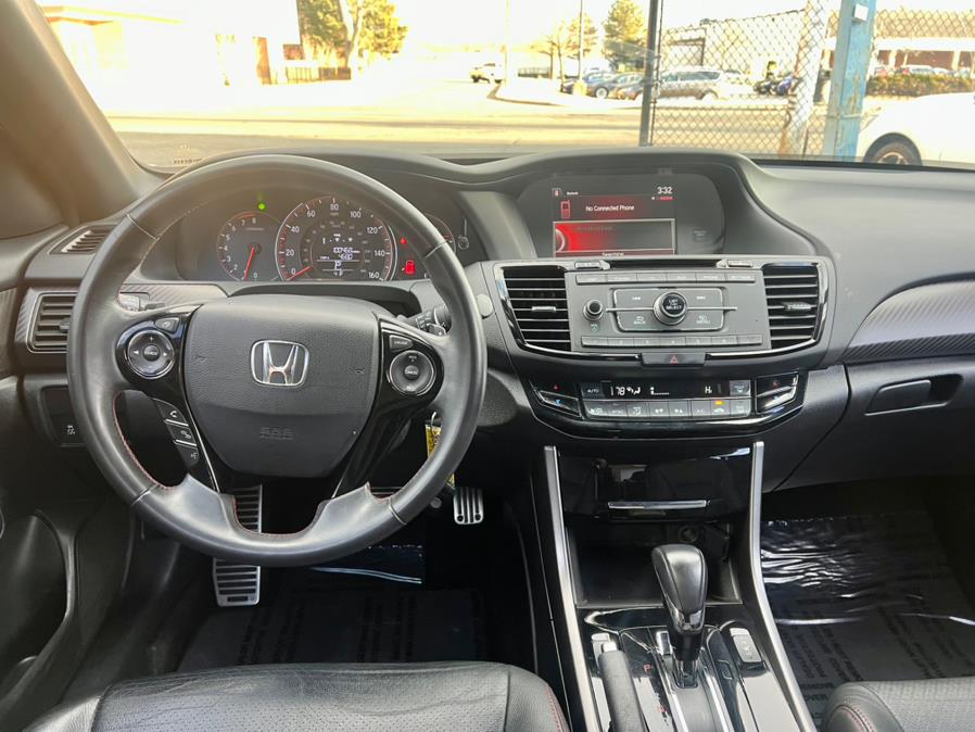 2017 Honda ACCORD SEDAN Sport SE CVT photo