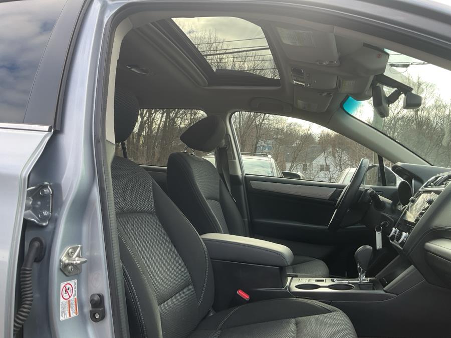 2019 Subaru Outback 2.5i Premium photo