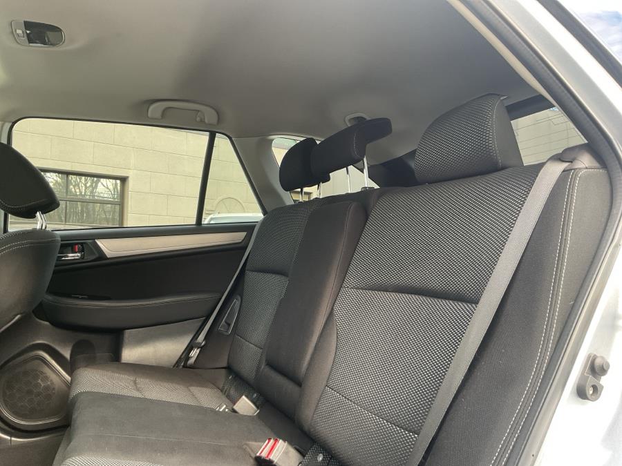 2019 Subaru Outback 2.5i Premium photo