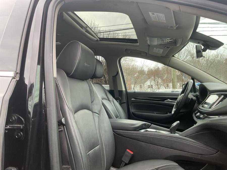 2020 Buick Enclave AWD 4dr Avenir photo