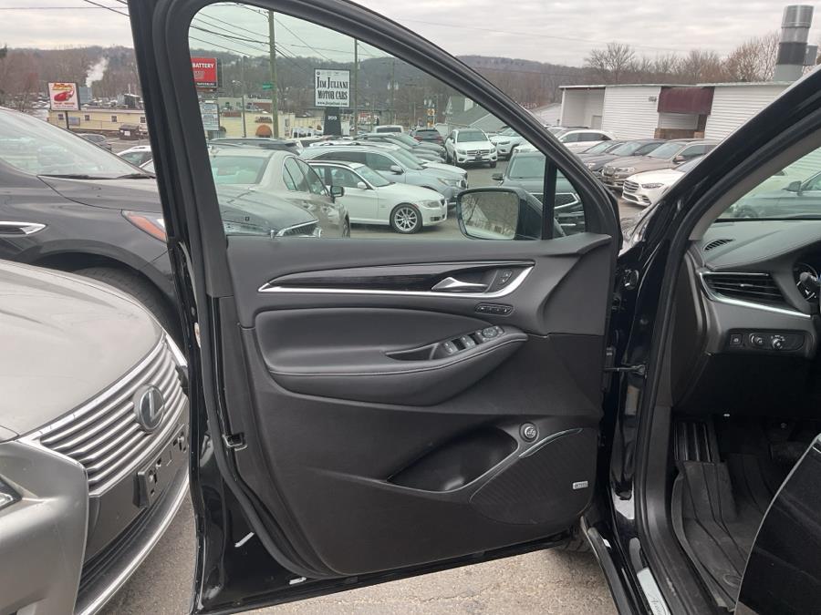 2020 Buick Enclave AWD 4dr Avenir photo