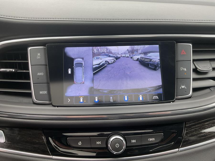 2020 Buick Enclave AWD 4dr Avenir photo