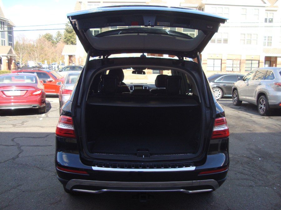 2014 Mercedes-Benz M-Class ML350 4MATIC photo