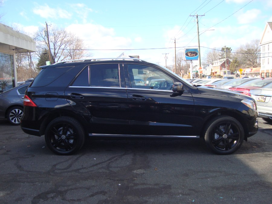 2014 Mercedes-Benz M-Class ML350 4MATIC photo