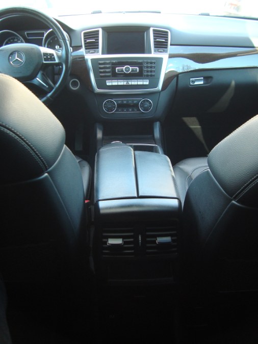 2014 Mercedes-Benz M-Class ML350 4MATIC photo