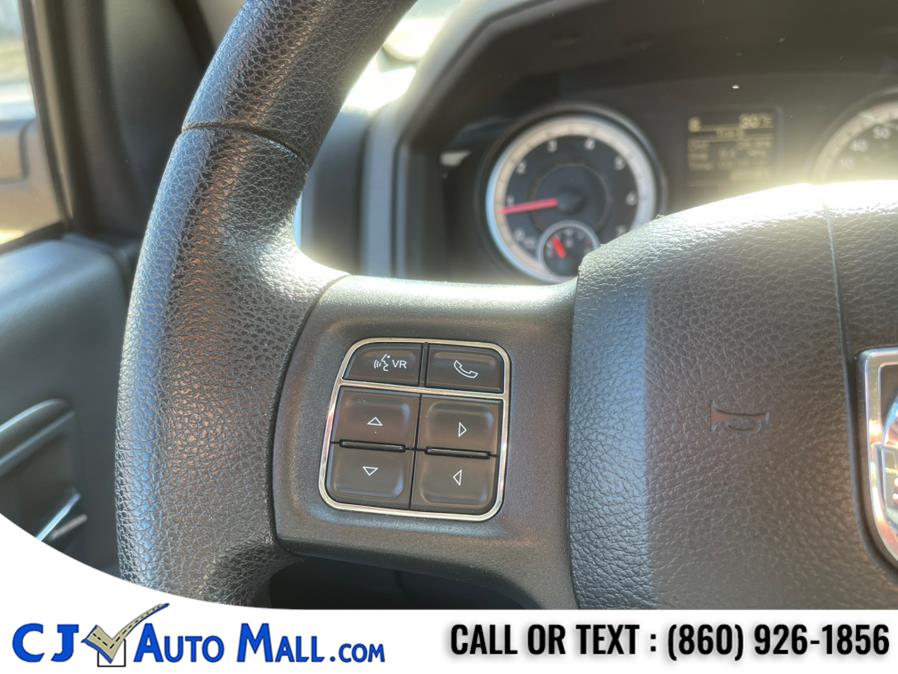 2017 RAM 1500 SLT 4x4 Quad Cab 6''4