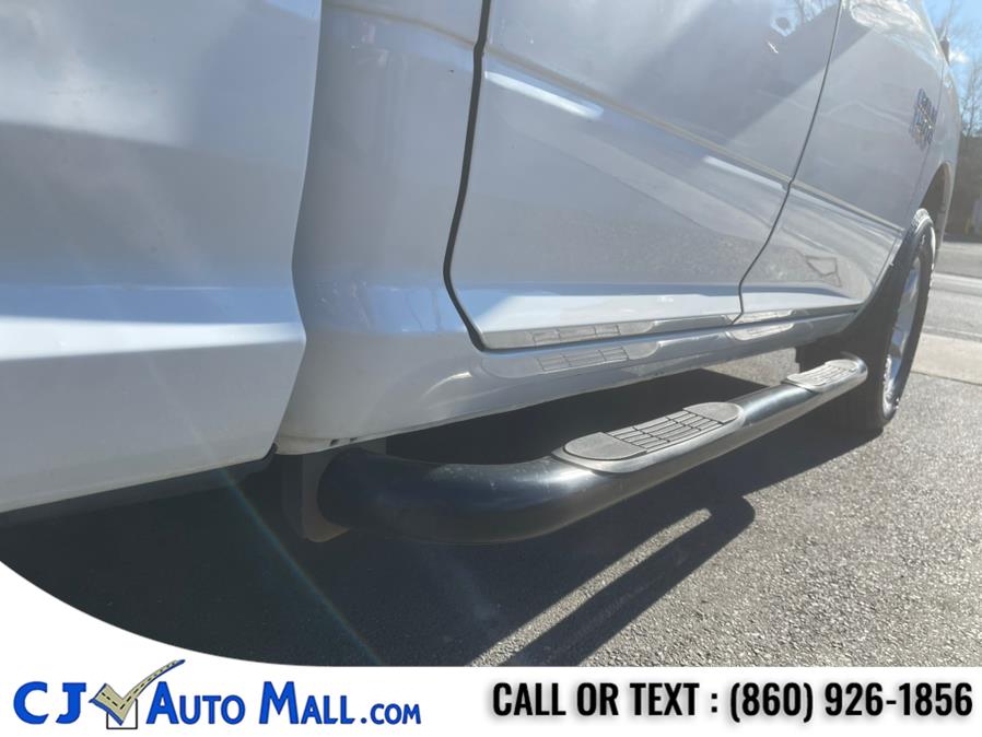 2017 RAM 1500 SLT 4x4 Quad Cab 6''4