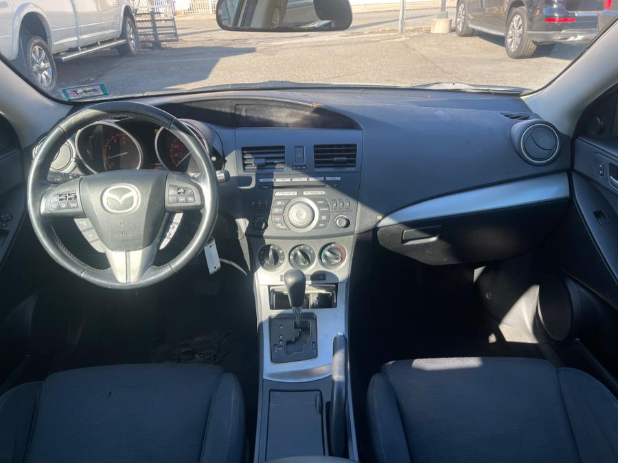 2010 Mazda Mazda3 Sport photo
