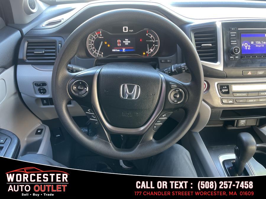 2016 Honda Pilot AWD 4dr LX photo