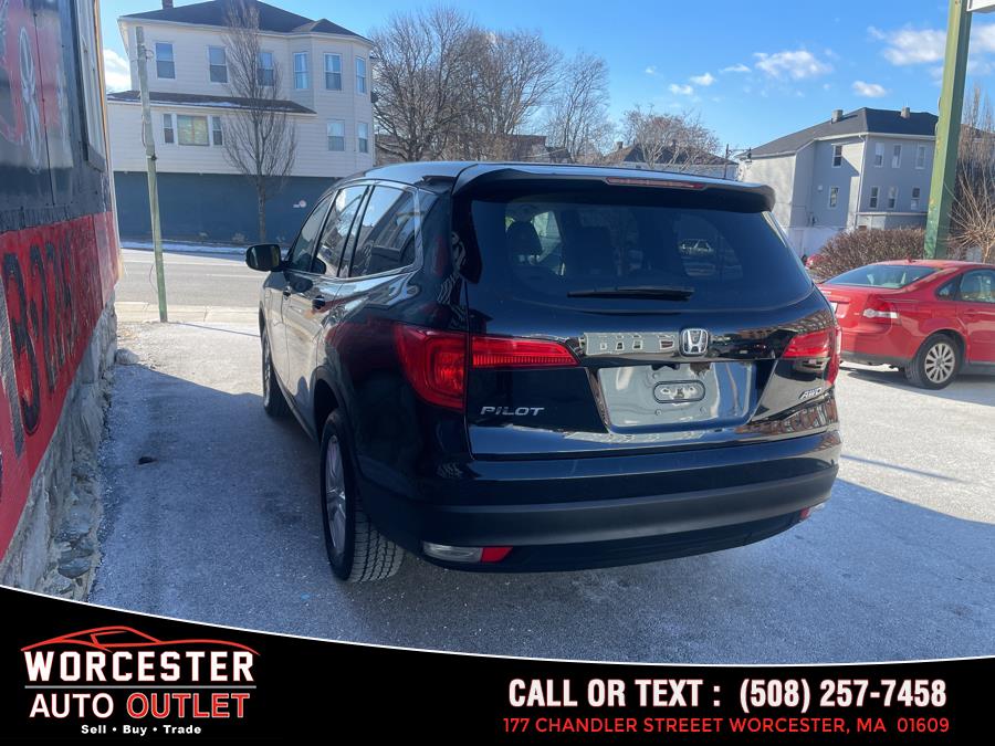 2016 Honda Pilot AWD 4dr LX photo