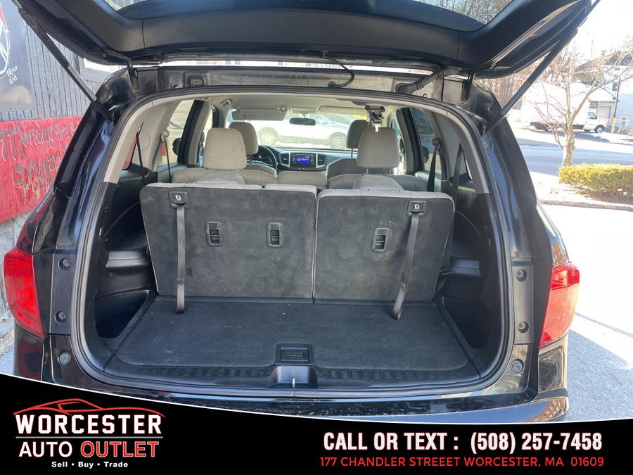 2016 Honda Pilot AWD 4dr LX photo