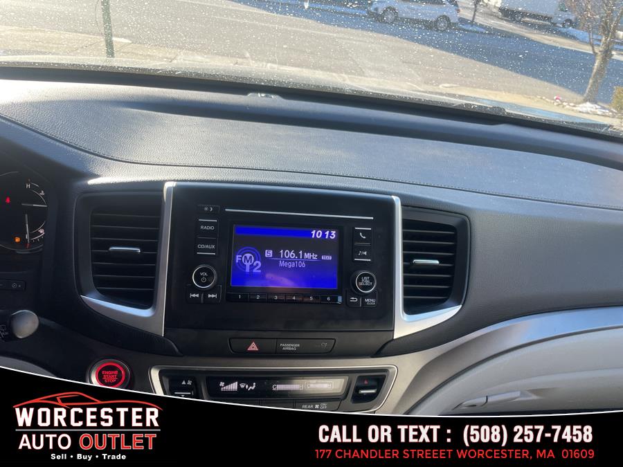 2016 Honda Pilot AWD 4dr LX photo