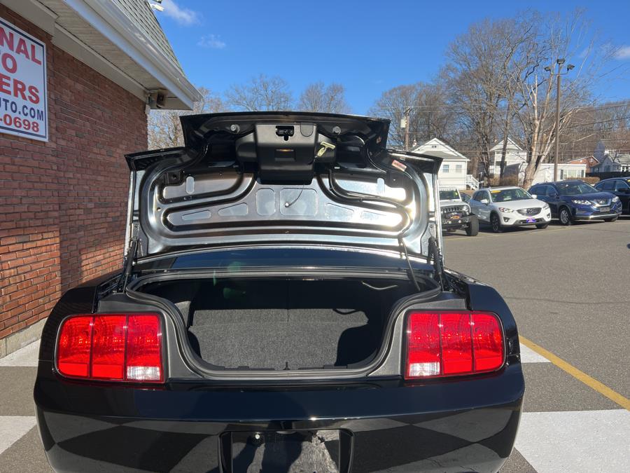2008 Ford Mustang GT Deluxe photo