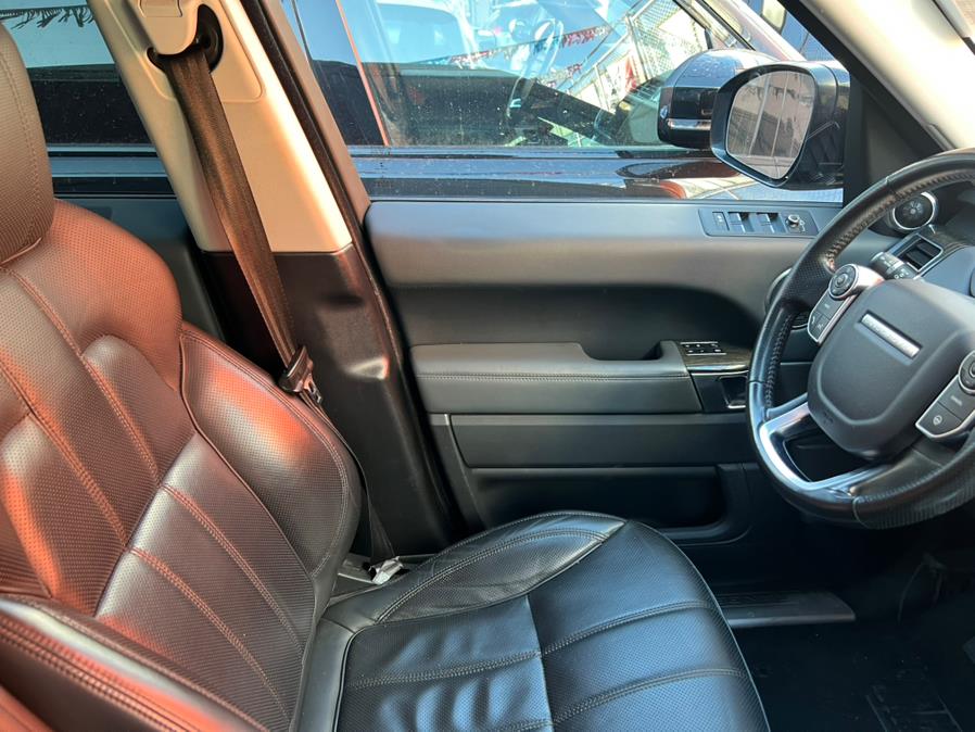 2015 Land Rover Range Rover Sport 4WD 4dr HSE photo