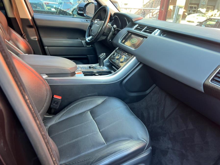 2015 Land Rover Range Rover Sport 4WD 4dr HSE photo