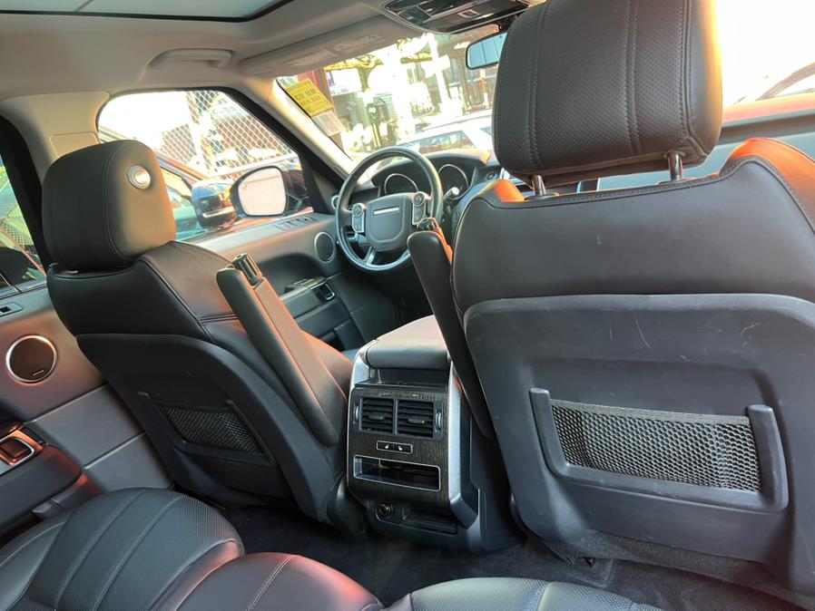 2015 Land Rover Range Rover Sport 4WD 4dr HSE photo