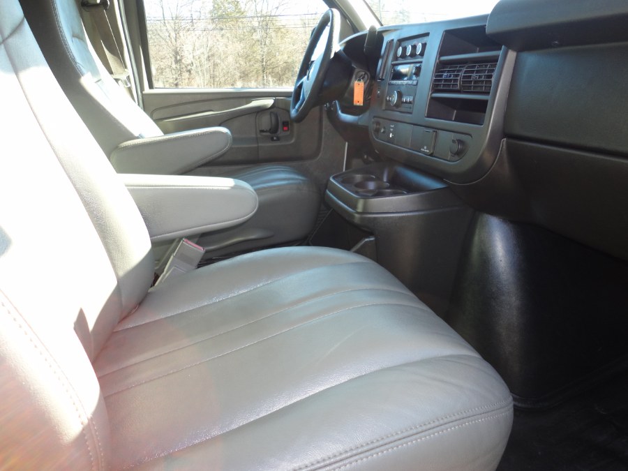 2015 Chevrolet Express Cargo Van RWD 3500 155