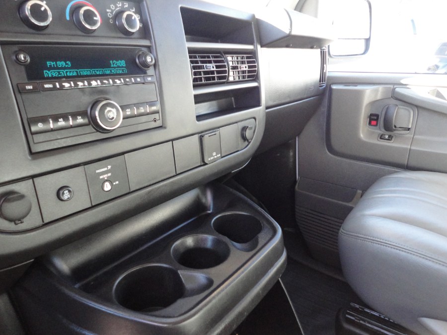 2015 Chevrolet Express Cargo Van RWD 3500 155