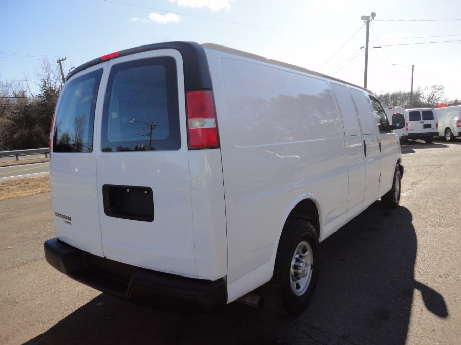 2015 Chevrolet Express Cargo Van RWD 3500 155