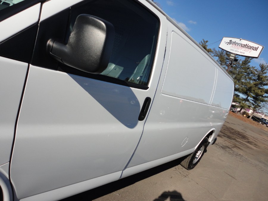 2015 Chevrolet Express Cargo Van RWD 3500 155