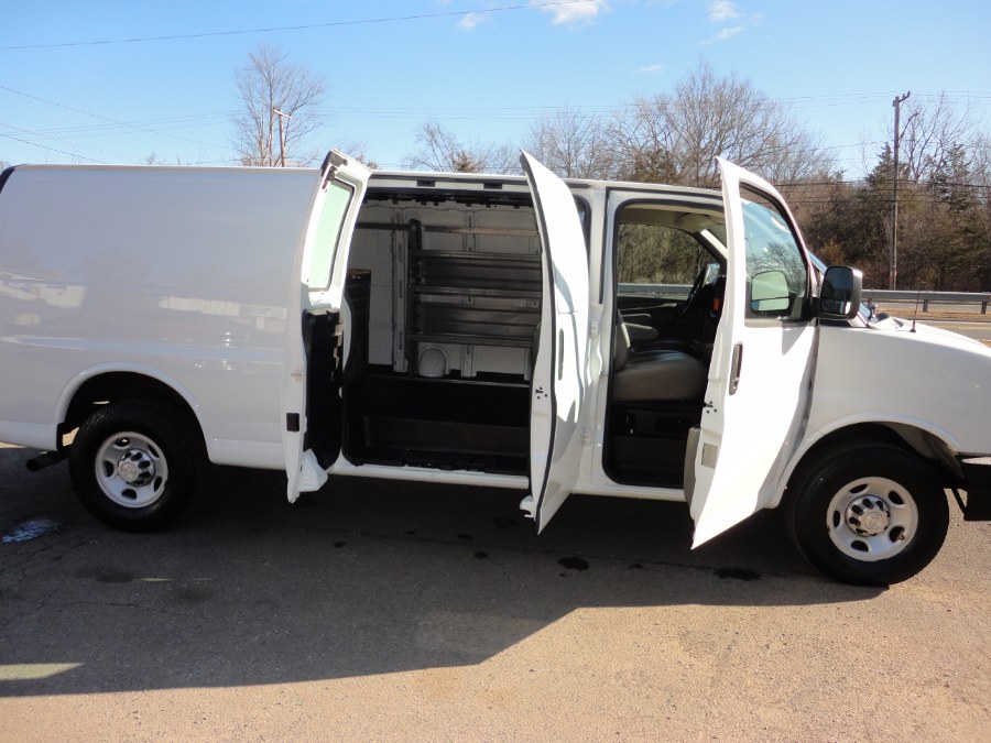 2015 Chevrolet Express Cargo Van RWD 3500 155