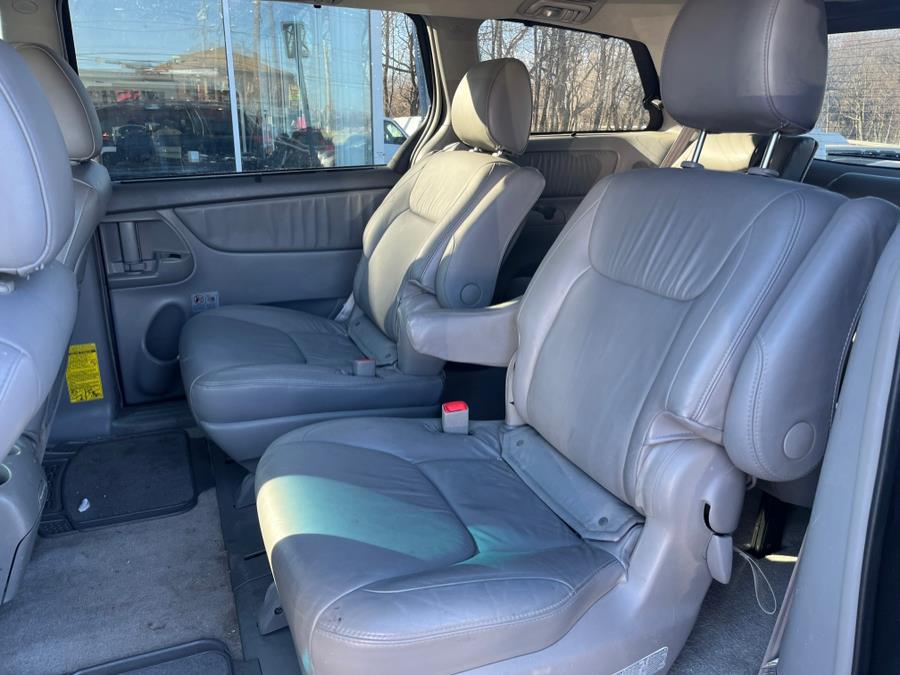 2009 Toyota Sienna XLE photo
