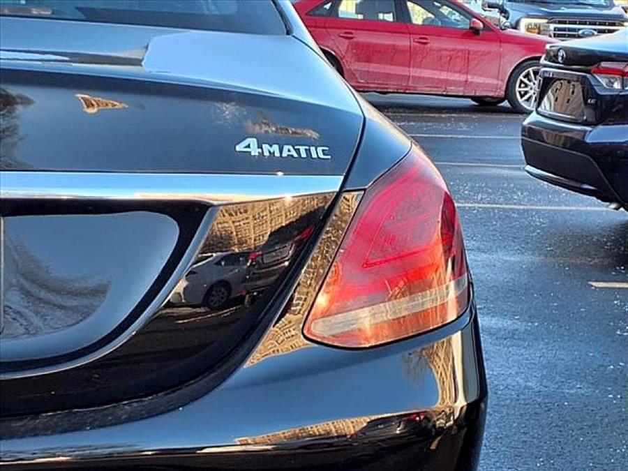 2021 Mercedes-Benz C-Class C 300 photo