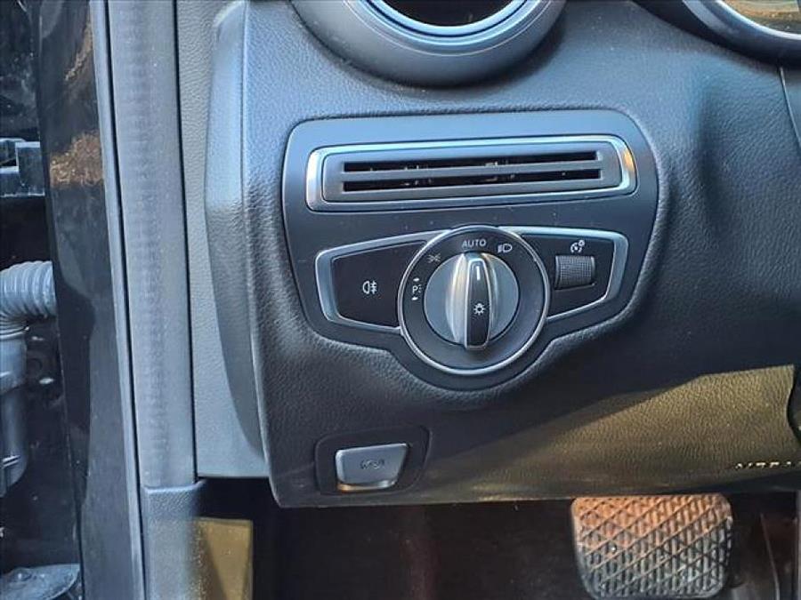 2021 Mercedes-Benz C-Class C 300 photo
