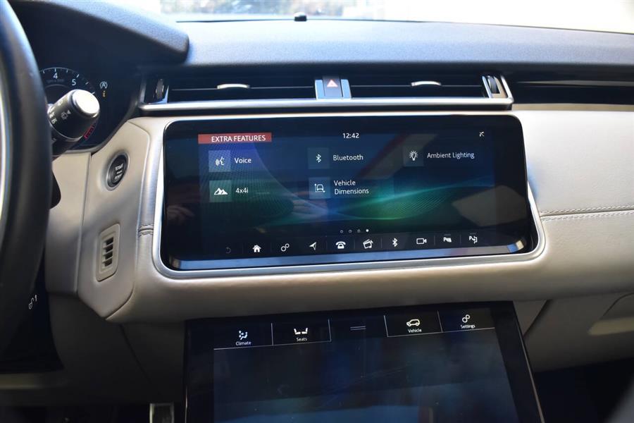 2019 Land Rover Range Rover Velar P250 R Dynamic SE AWD 4dr SUV photo