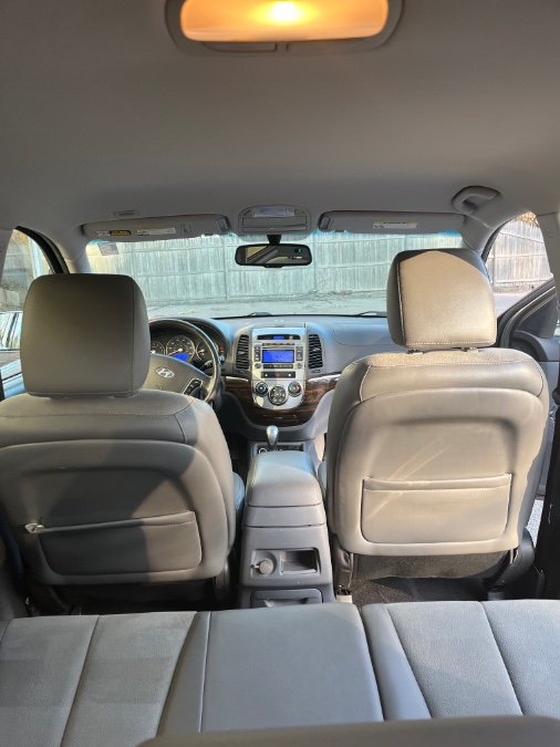 2012 Hyundai Santa Fe SE photo