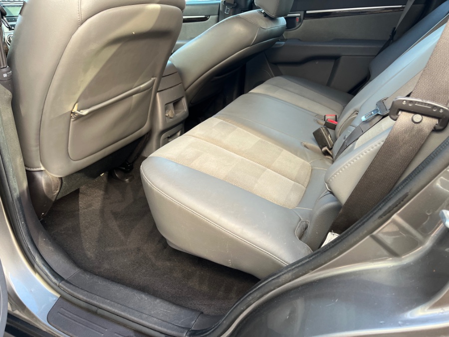 2012 Hyundai Santa Fe SE photo