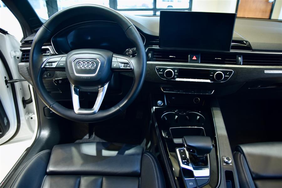 2024 Audi A4 quattro S line Prem Plus 45 TF photo