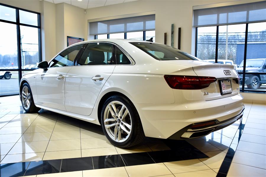 2024 Audi A4 quattro S line Prem Plus 45 TF photo