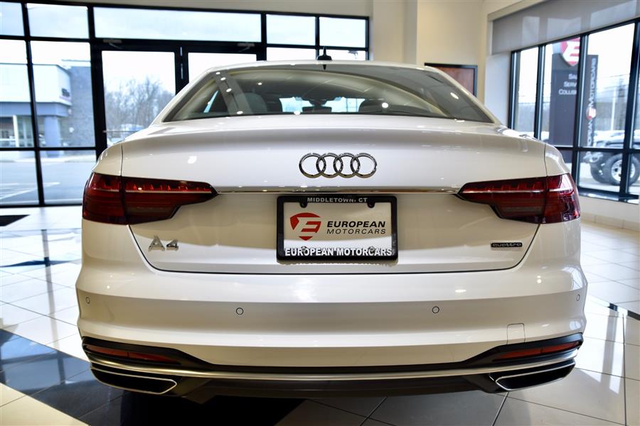 2024 Audi A4 quattro S line Prem Plus 45 TF photo