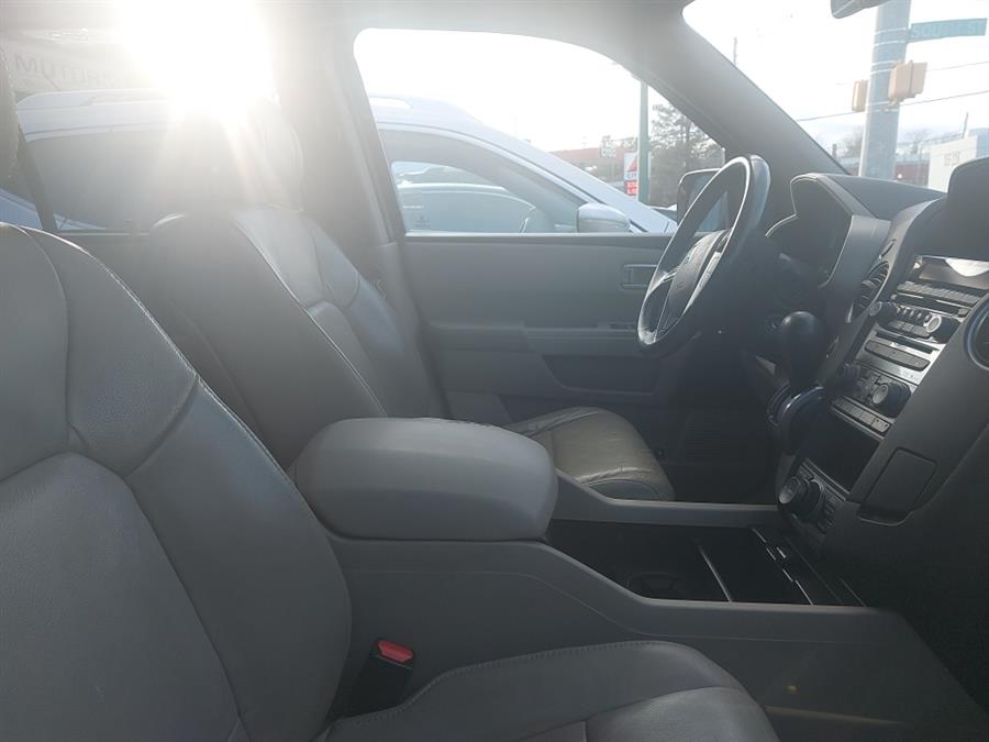2014 Honda Pilot Touring photo