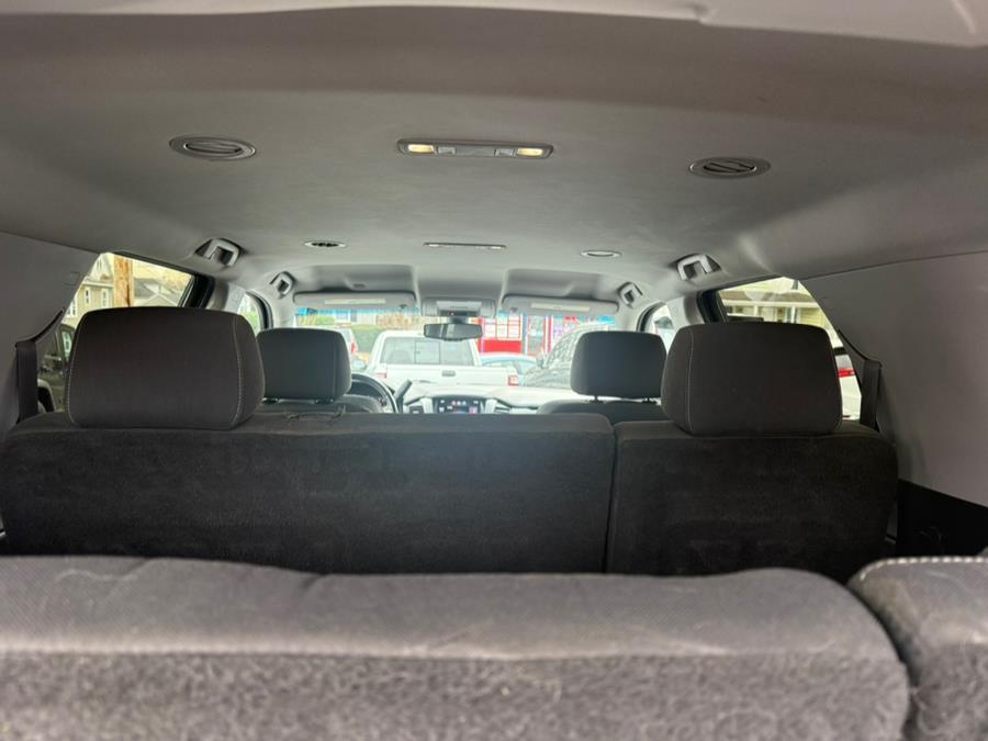 2015 GMC Yukon SLE photo