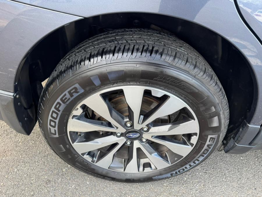 2017 Subaru Outback 2.5i Limited photo