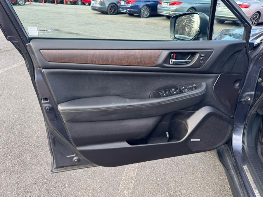 2017 Subaru Outback 2.5i Limited photo
