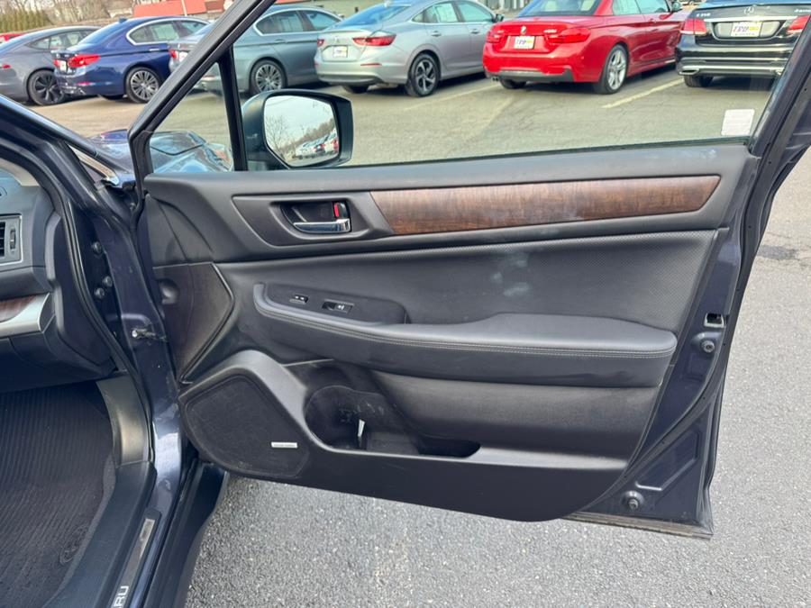 2017 Subaru Outback 2.5i Limited photo