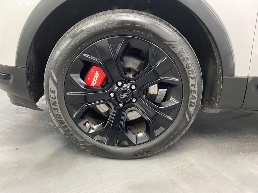 2019 Ford Explorer Sport 4WD photo