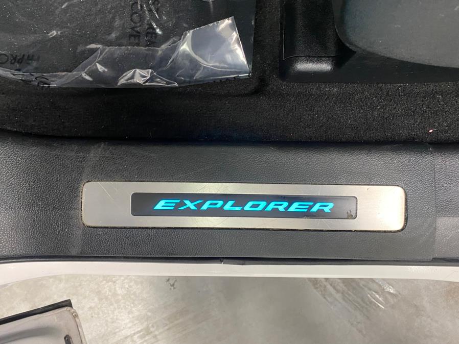 2019 Ford Explorer Sport 4WD photo