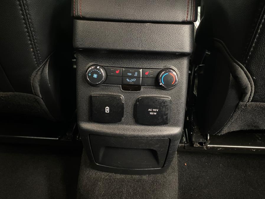 2019 Ford Explorer Sport 4WD photo