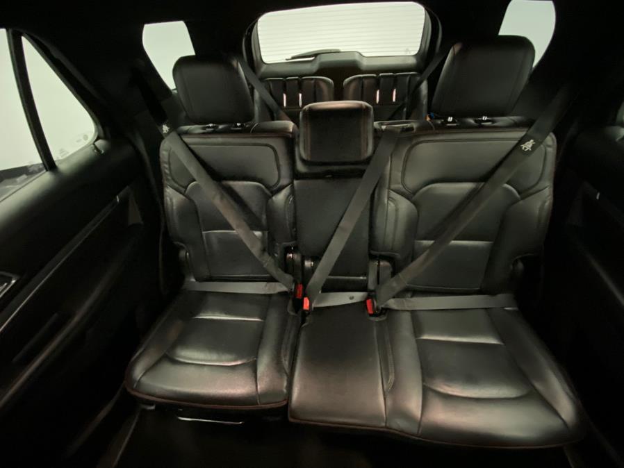 2019 Ford Explorer Sport 4WD photo