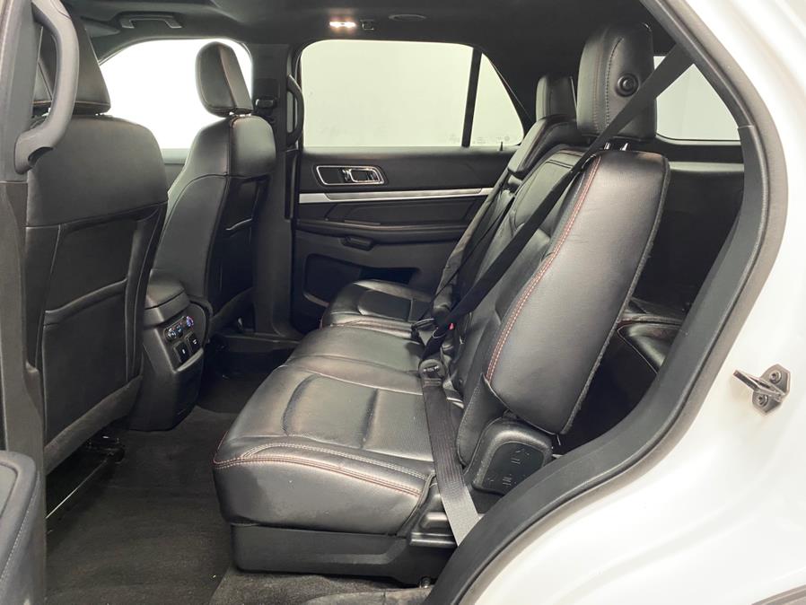 2019 Ford Explorer Sport 4WD photo