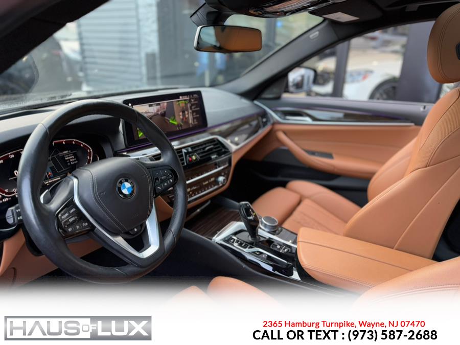 2021 BMW 5-Series 530i xDrive Sedan photo