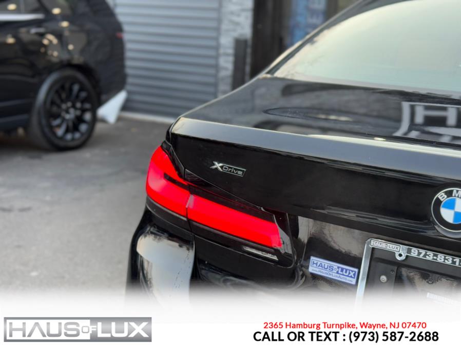 2021 BMW 5-Series 530i xDrive Sedan photo