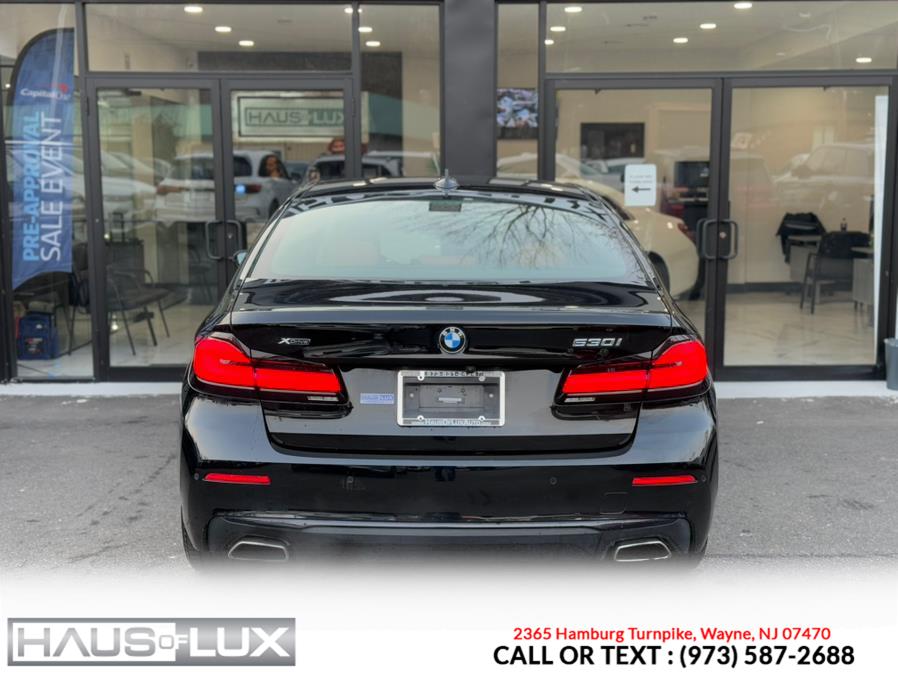 2021 BMW 5-Series 530i xDrive Sedan photo