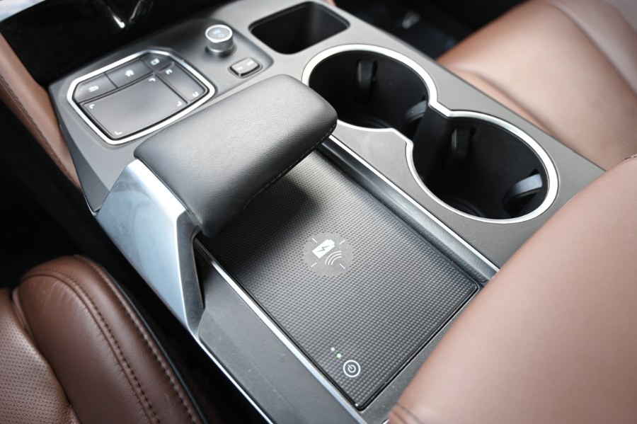 2022 Acura MDX SH-AWD w/Advance Package photo